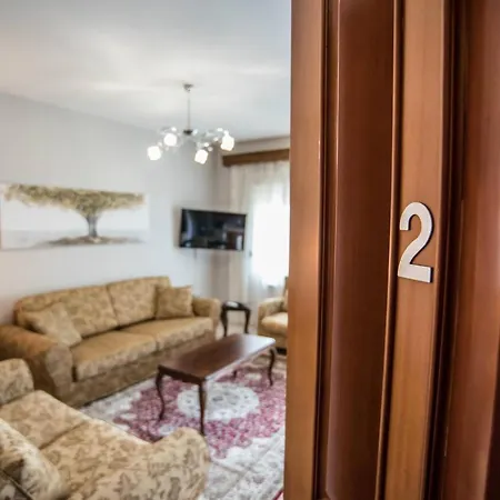 Friendly Flat 2 Apartment *