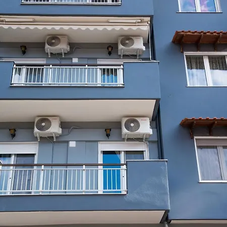 Friendly Flat 2 *