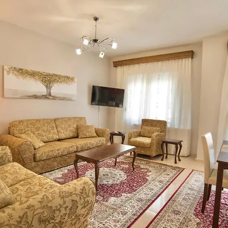 Friendly Flat 2