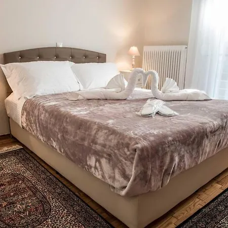 Friendly Flat 2